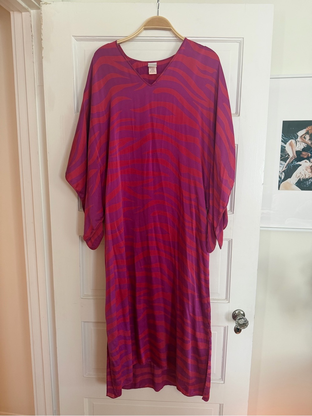 Natori | 100% silk caftan in pink and red animal print